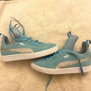 💎 Turquoise Blue Puma Suedes 💎